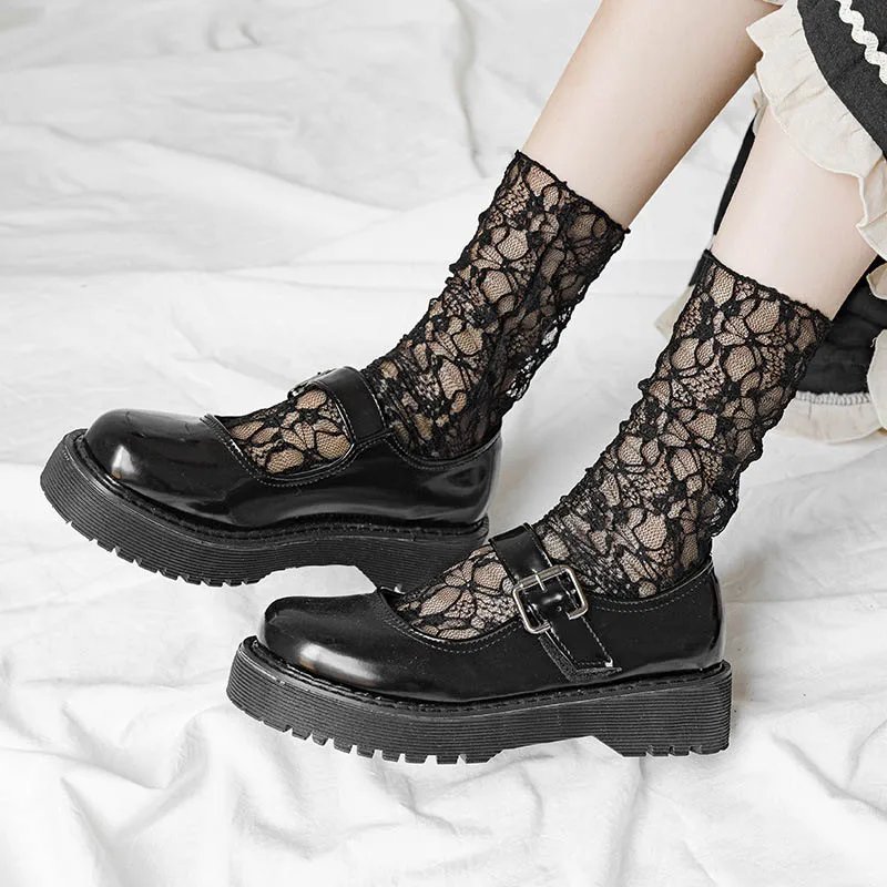 Women Kawaii Japanese Fashion Sock Retro Lace Floral Mesh Lolita Cute Socks Thin Middle Tube Girls Breathable Harajuku Socks