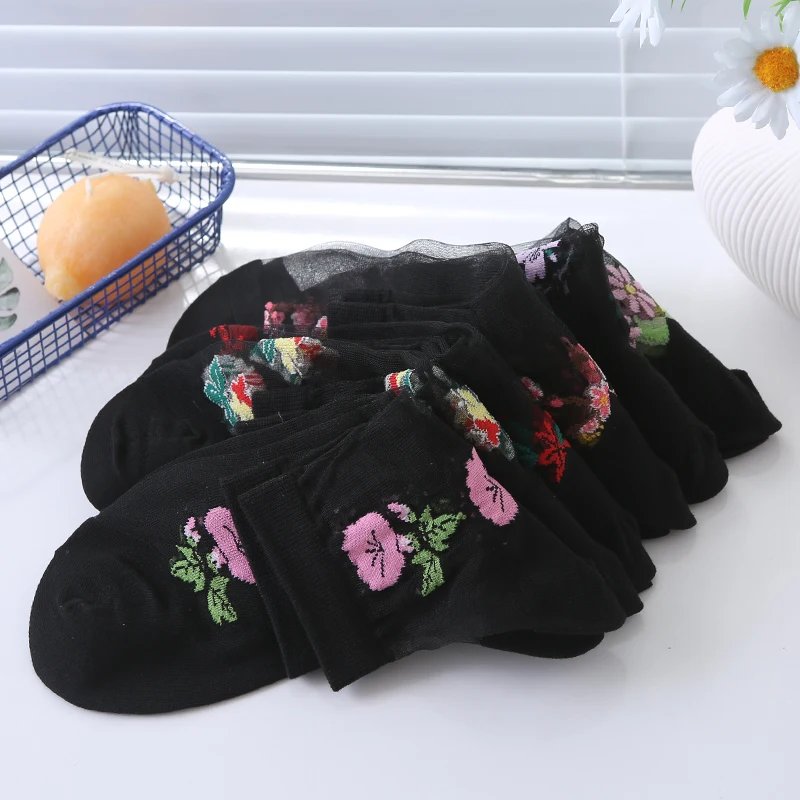 6 Pairs of Ultra-Comfy Luxurious Floral Lace Socks - 3D Textured, Non-slip Mid Tube Design, Breathable Womens Stockings & Hosier