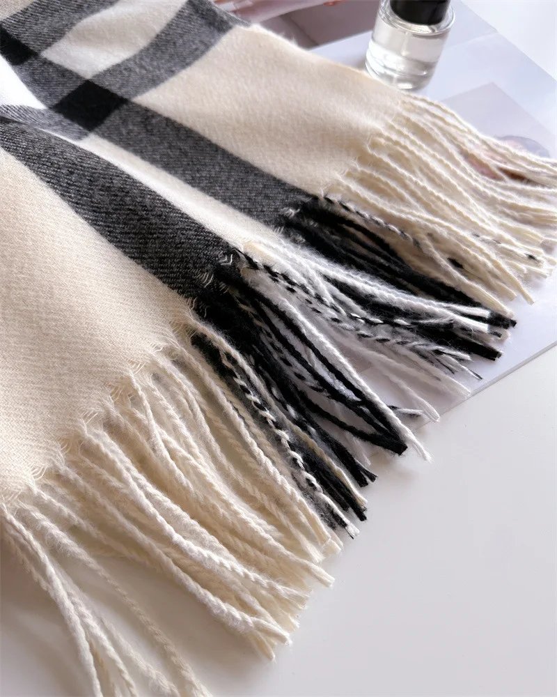 Autumn Winter Fashion Cashmere Imitation Scarf Men Women Warm Thickening Shawl Neckerchief Scarves Accessories Bufanda Tassel