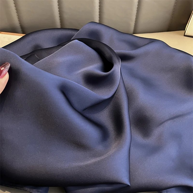 2024 Luxury Brand Spring Large Long Pashmina Women Scarf Solid Silk Shawl Wrap Lady Beach Fashion Female Bandana Cover Echarpe