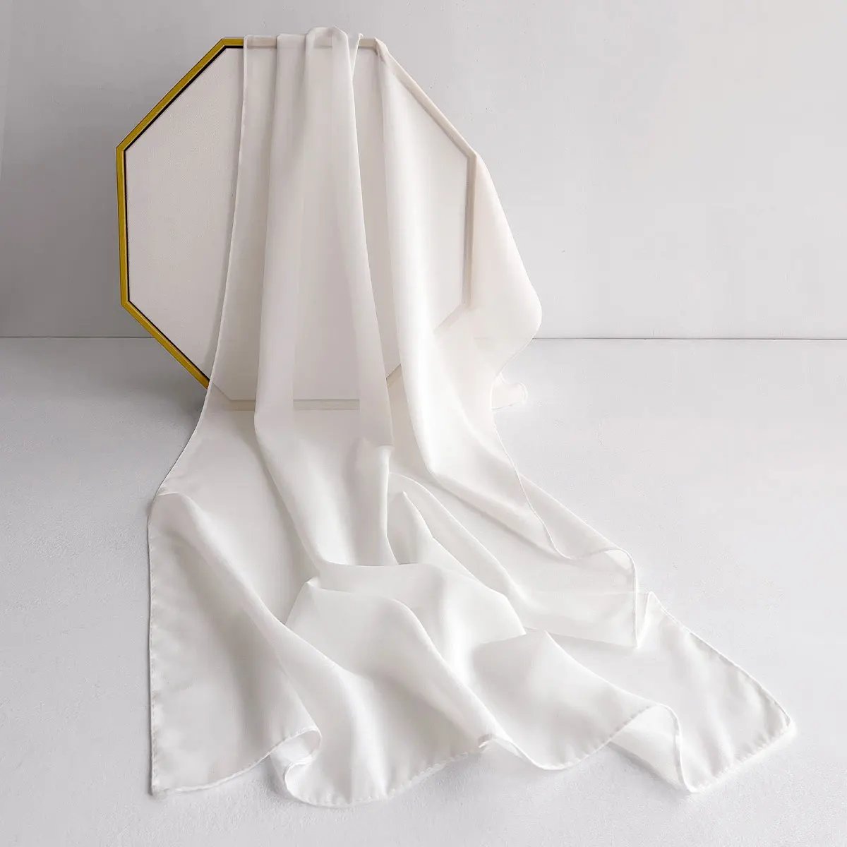 2025 New Elegant Modest Women Bubble Chiffon Solid Color Muslim Head Scarf Ladies Shawl and Wrap Female Foulard Hijab Stoles