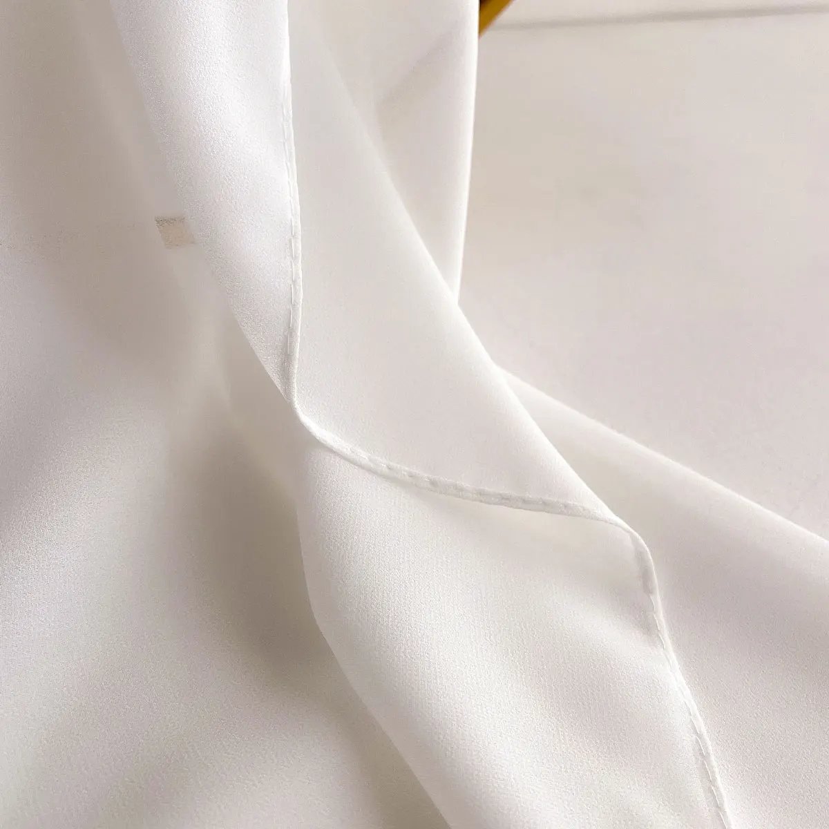 2025 New Elegant Modest Women Bubble Chiffon Solid Color Muslim Head Scarf Ladies Shawl and Wrap Female Foulard Hijab Stoles