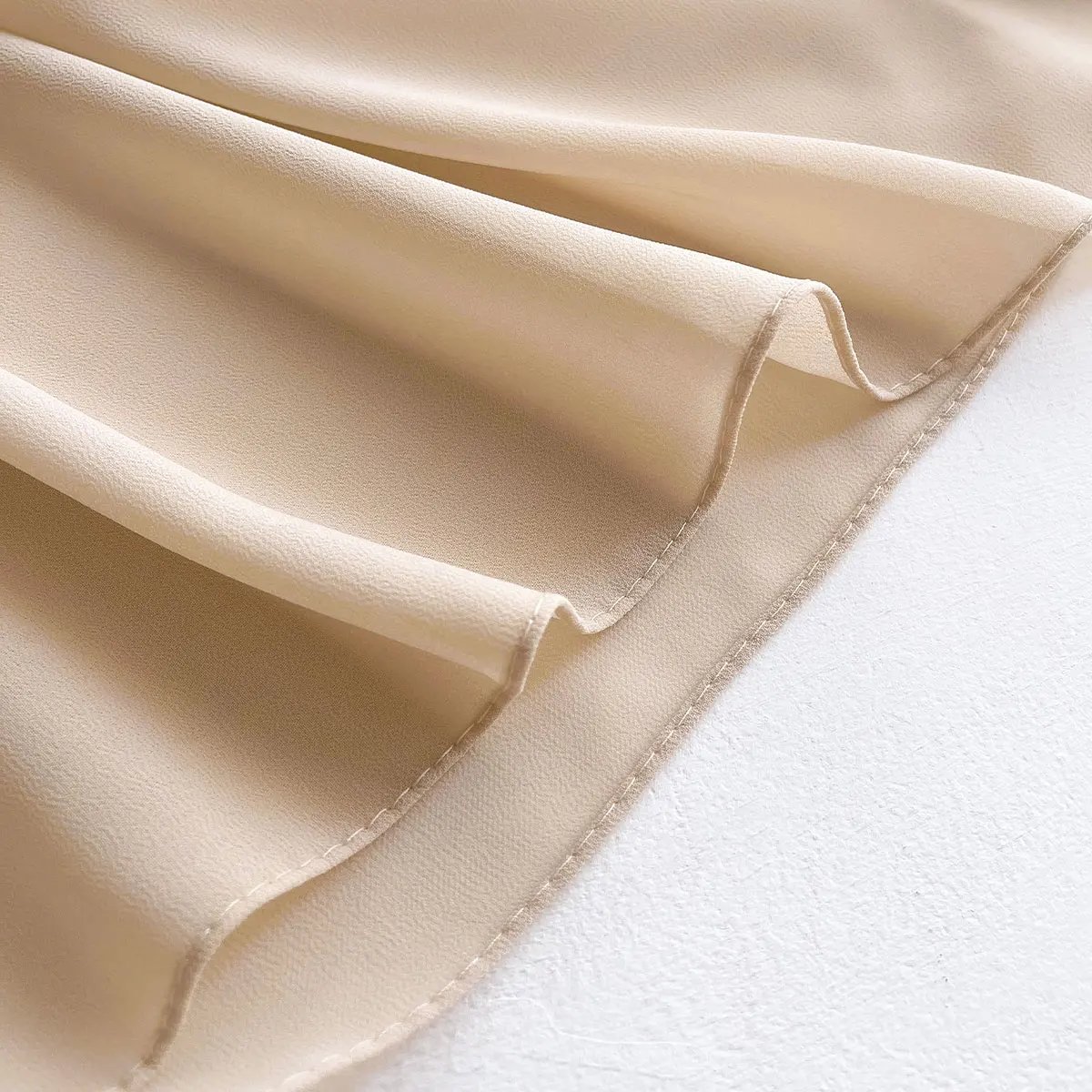 2025 New Elegant Modest Women Bubble Chiffon Solid Color Muslim Head Scarf Ladies Shawl and Wrap Female Foulard Hijab Stoles