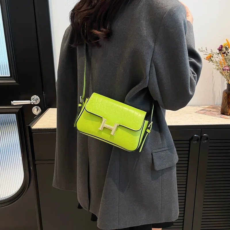 New Style Bags Women's Bags Bags H Buckle Ladies Shoulder Bag Ins Fashionable All-match Crossbody Small Square Bag
