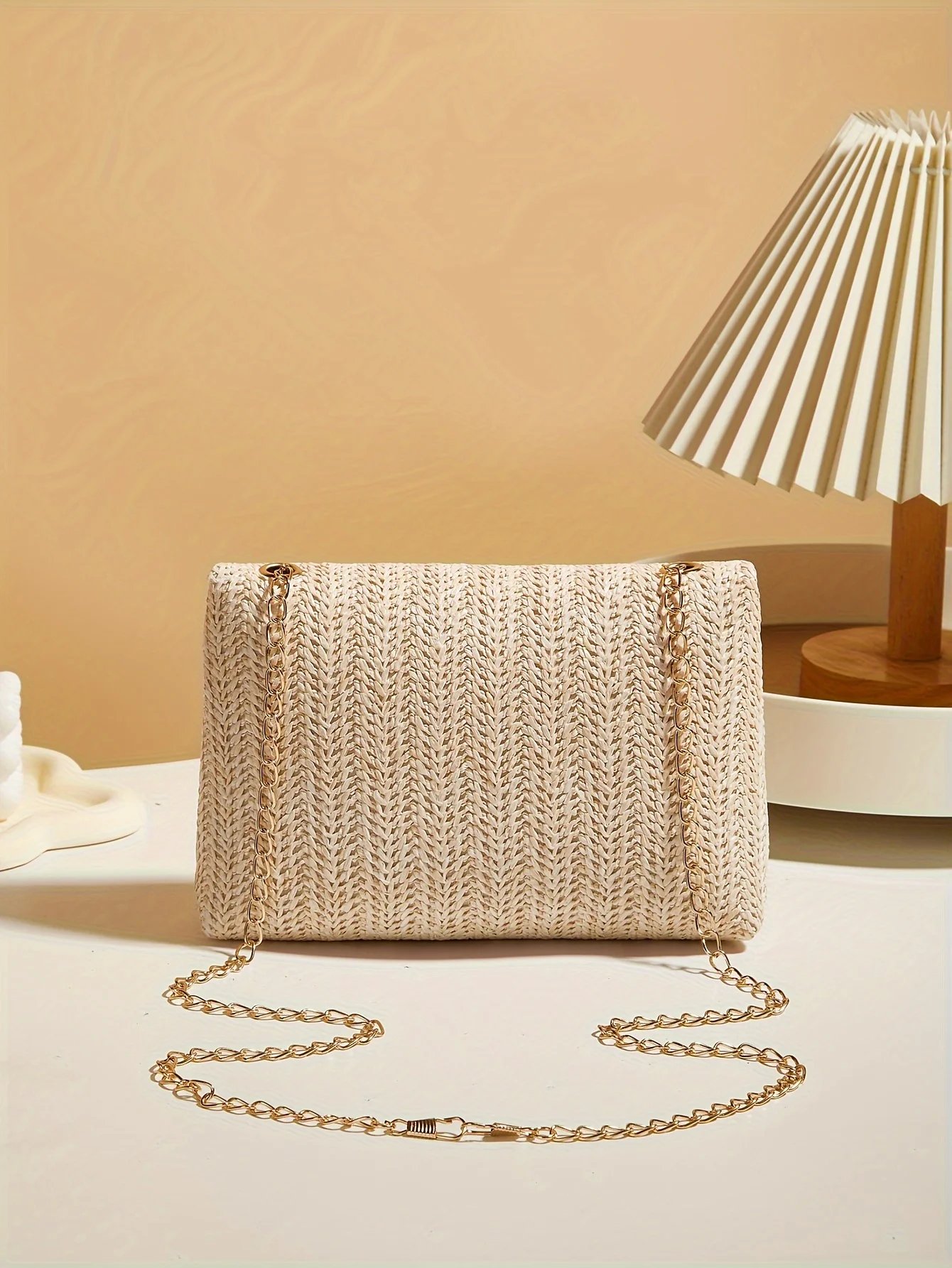 Woven Straw Handwoven Women's Shoulder Bag, Fashion Solid Color Crossbody Purse with Lock Closure