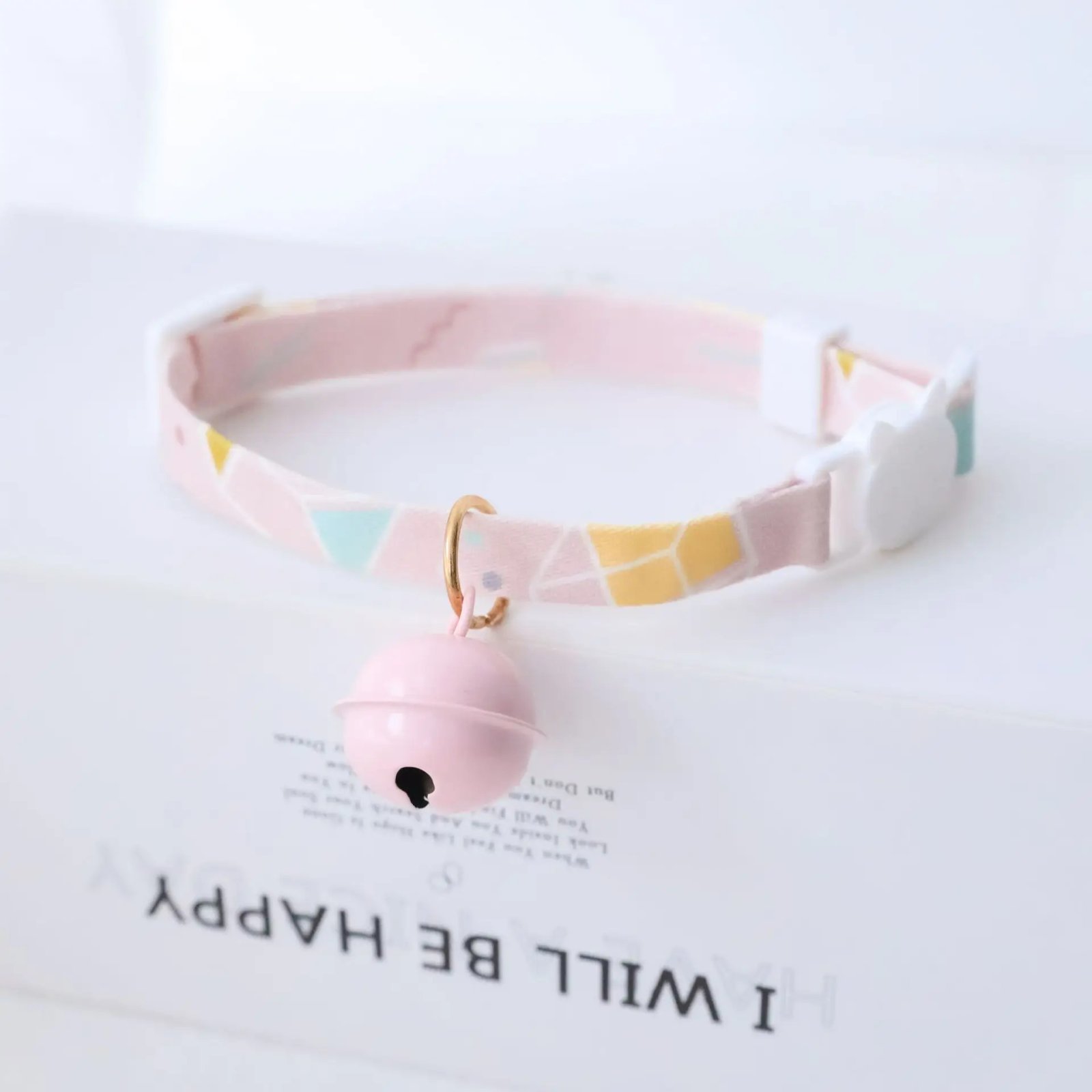 Pet Cute Daisy Collar Summer Cat Necklace Dog Scarf Accessories Cute Anti-suffocation Buckle Neck Collar