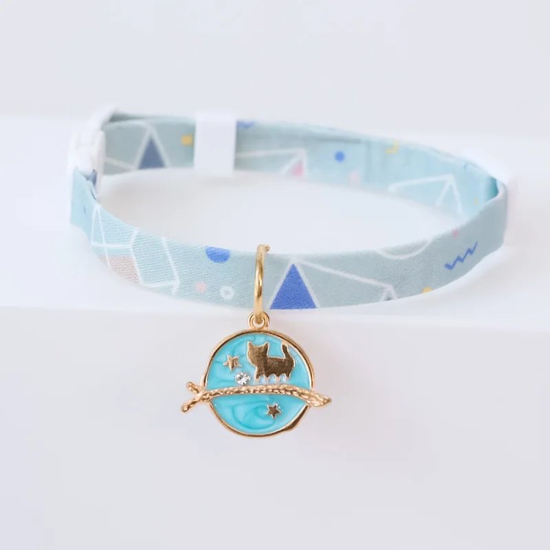 Pet Cute Daisy Collar Summer Cat Necklace Dog Scarf Accessories Cute Anti-suffocation Buckle Neck Collar